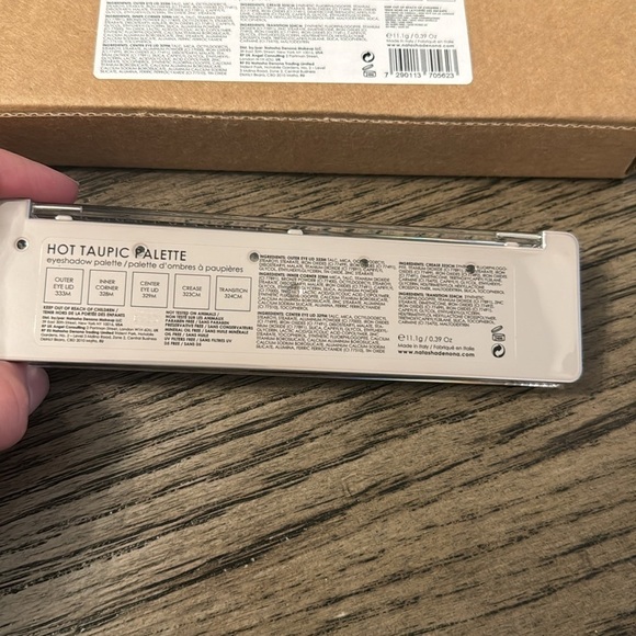 NATASHA DENONA Eyeshadow Palette in Hot Taupic - Picture 4 of 5